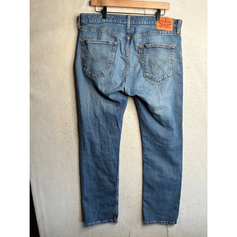Levis levis 514